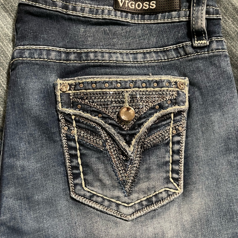 Vigoss women’s jeans size 16 L 32 very cute detailed embellished pockets